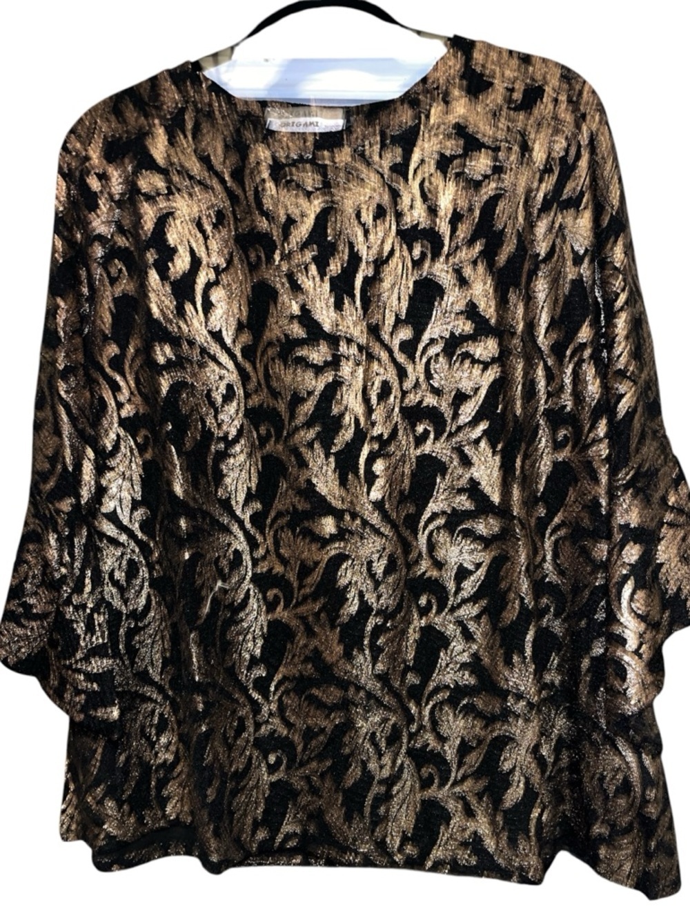Origami XL Woven Metallic Floral-Pattern Top - Black & Gold - Picture 3 of 7